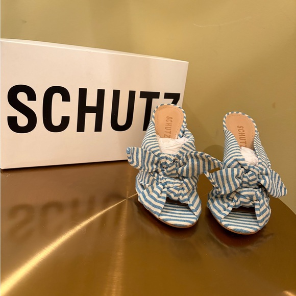 SCHUTZ Shoes - SCHUTZ Blue and White Striped Heels. Brand New. 6.5